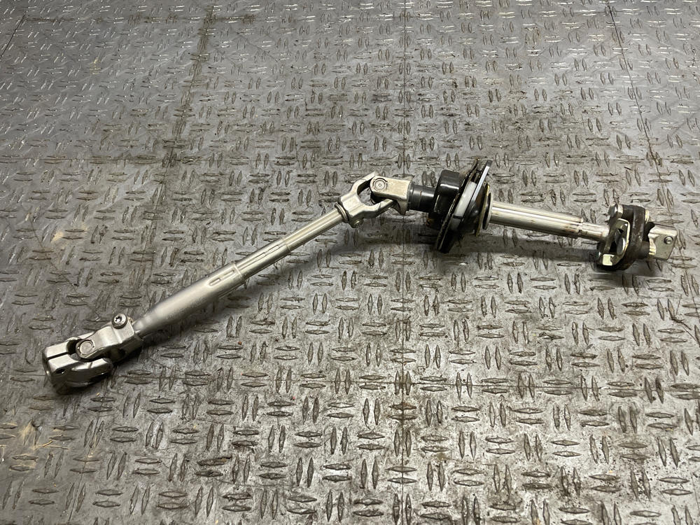 2015-17 Ford Mustang GT OEM Steering Shaft 312