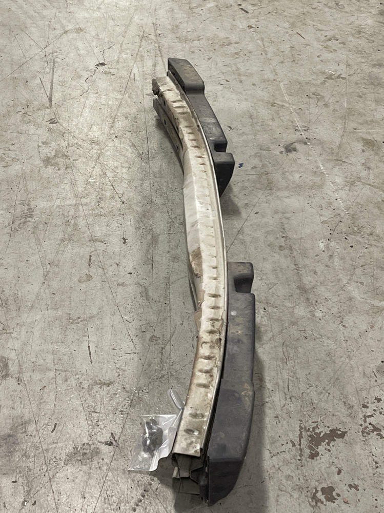 2005-09 Ford Mustang Rear Crash Bar 162