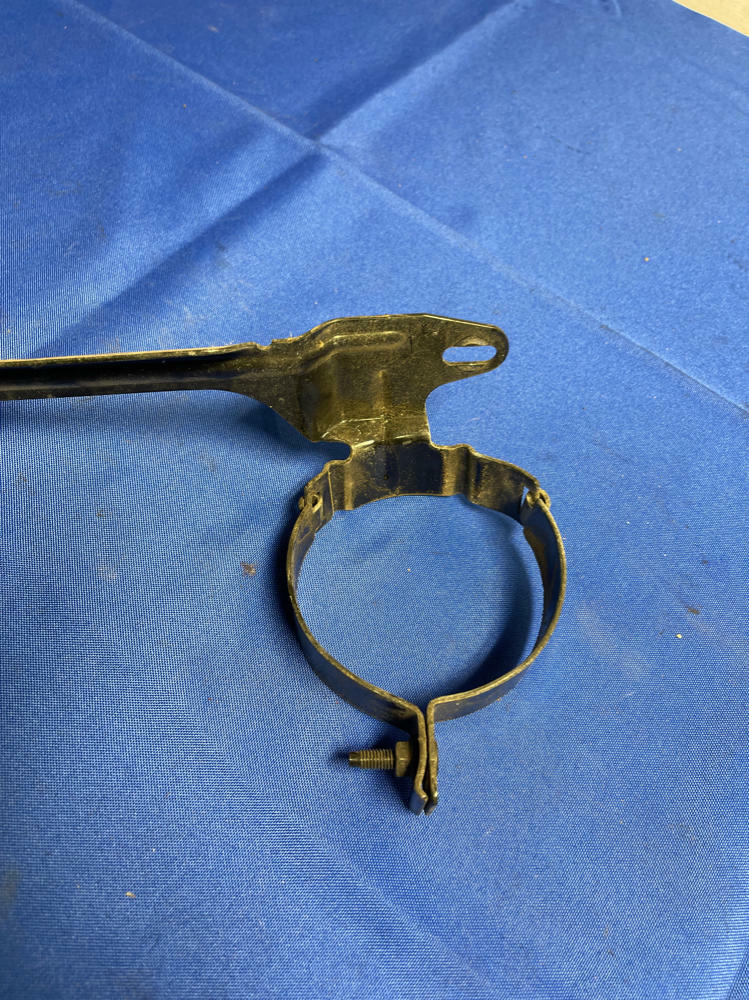 2003-04 Ford Mustang SVT Cobra AC Drier Bracket 183