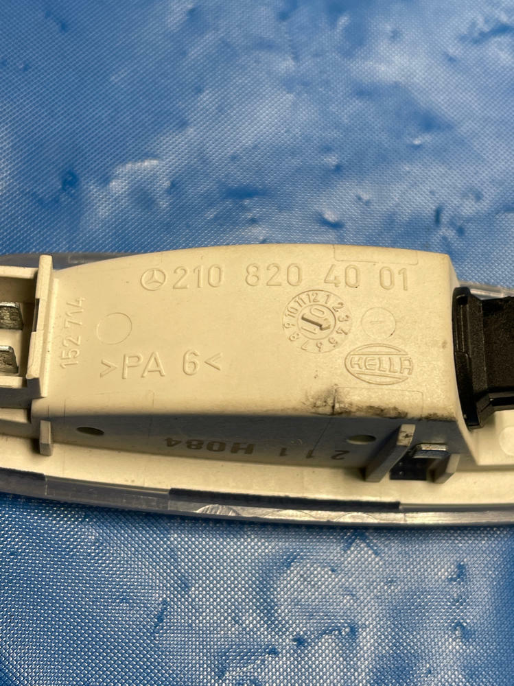 1999-02 Merecedes E55 AMG W210 Trunk Light 156