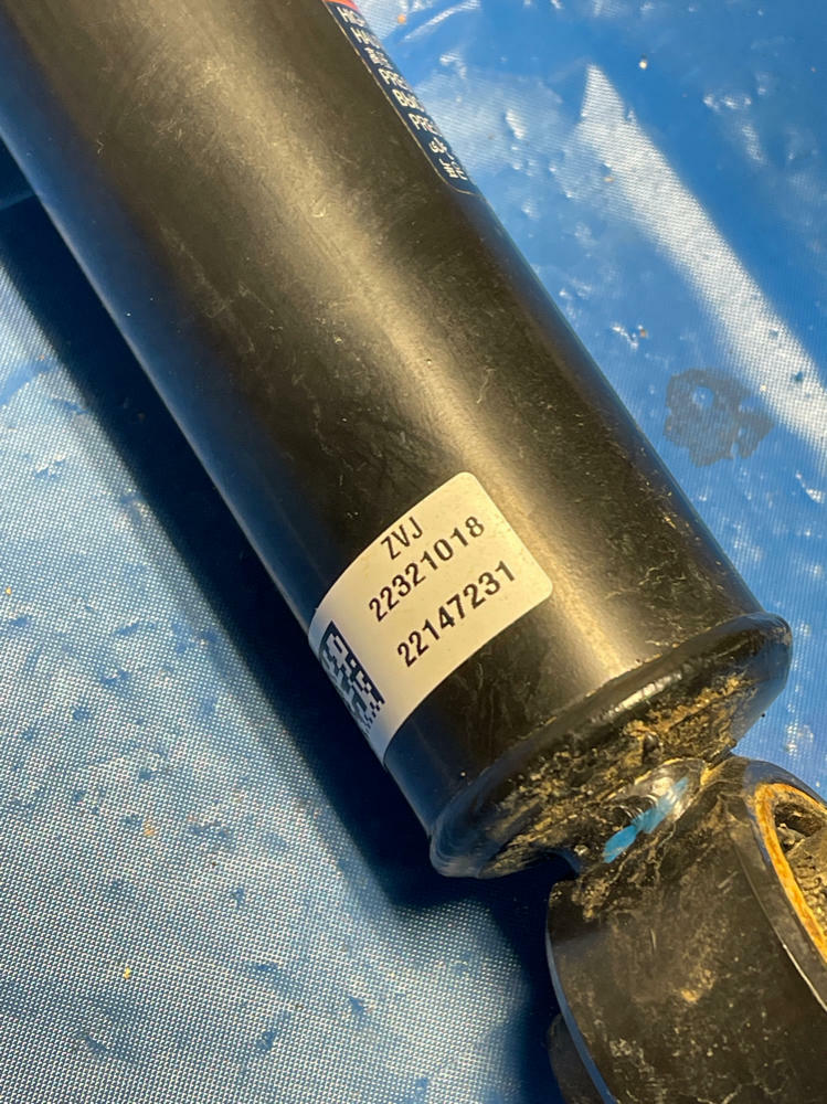 2018-23 Chevrolet Camaro ZL1 Passenger Shock Like New 169