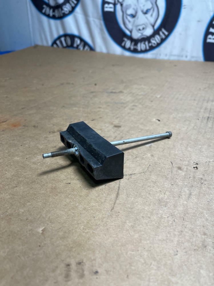 2015-17 Ford Mustang GT Battery Hold Down W/ Bolt 193 – Blu Auto Parts