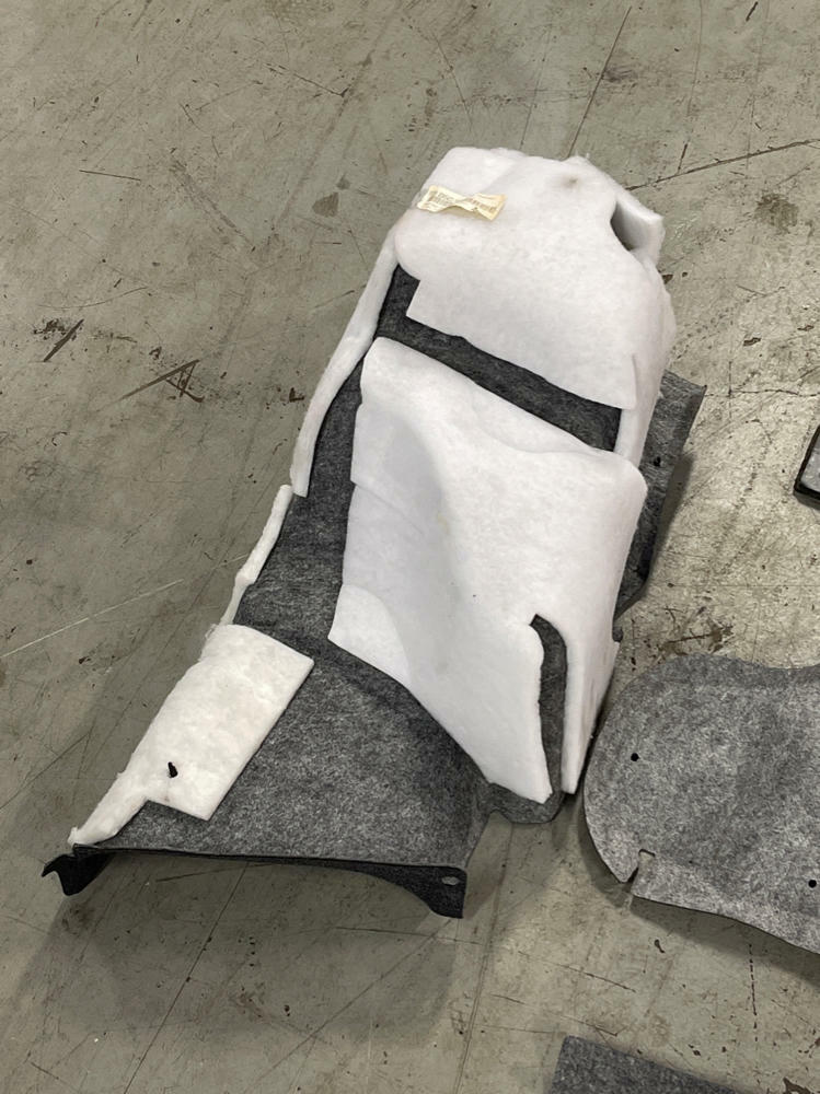 2015-17 Ford Mustang Rear Trunk Interior Set 198