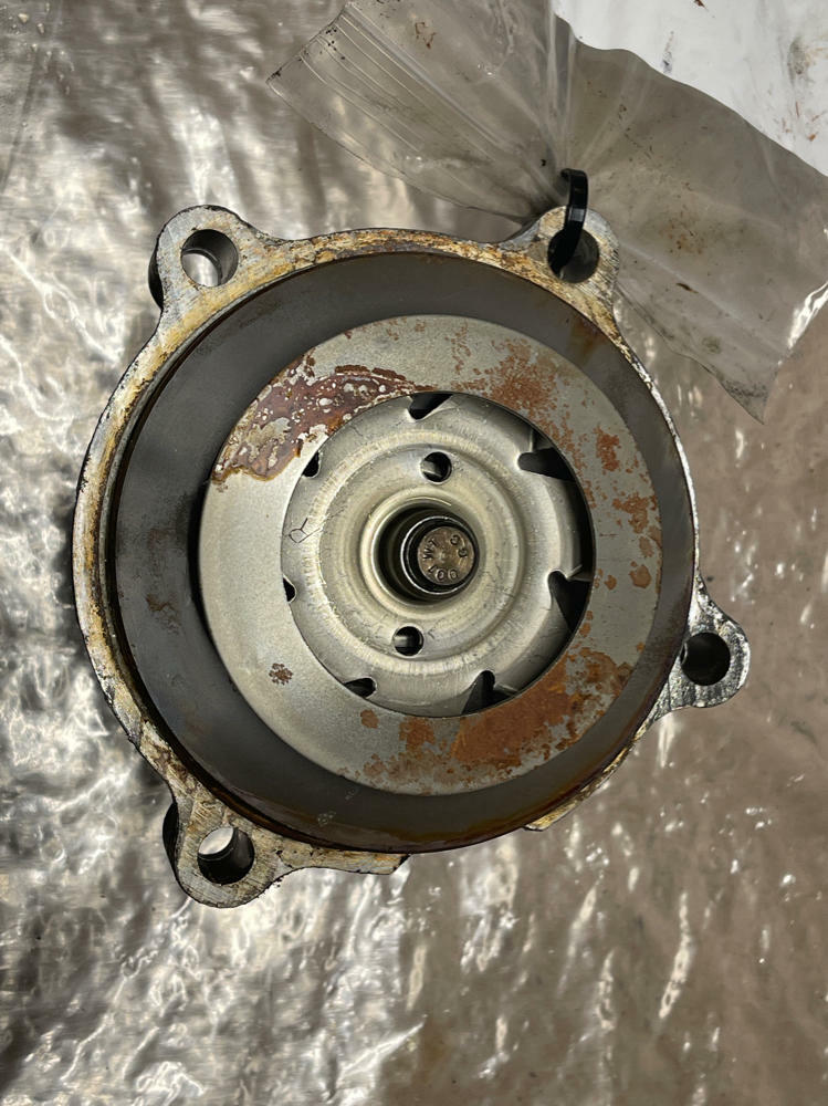2003-04 Ford Mustang SVT Cobra Water Pump OEM 208