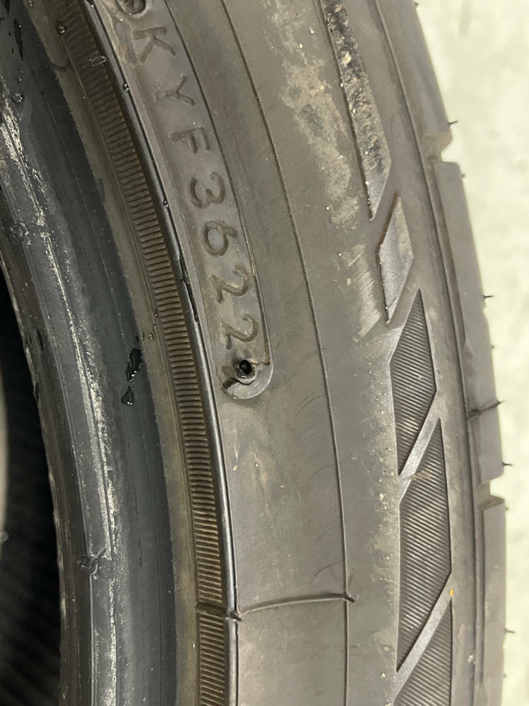 2018-23 Ford Mustang GT Nitto NT555 G2 Rear Tire- 8/32'' Tread 217