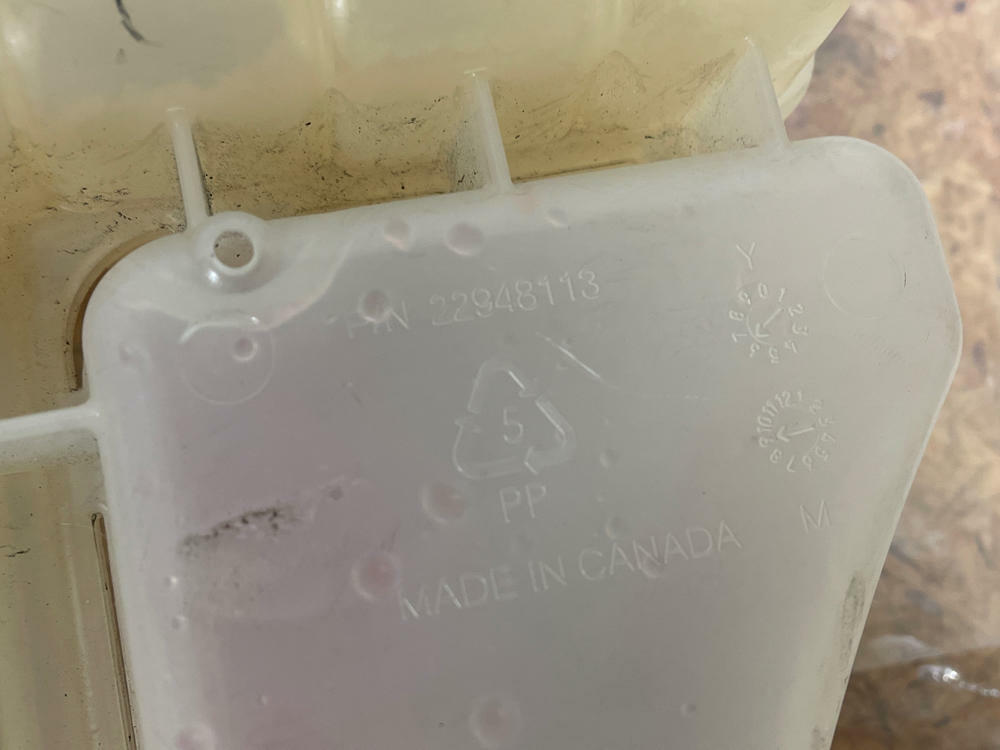 2016-23 Chevrolet Camaro SS Engine Coolant Reservoir 38k Miles OEM 199