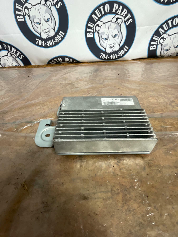 2018-23 Ford Mustang GT 5.0 Amplifier- Coupe 223