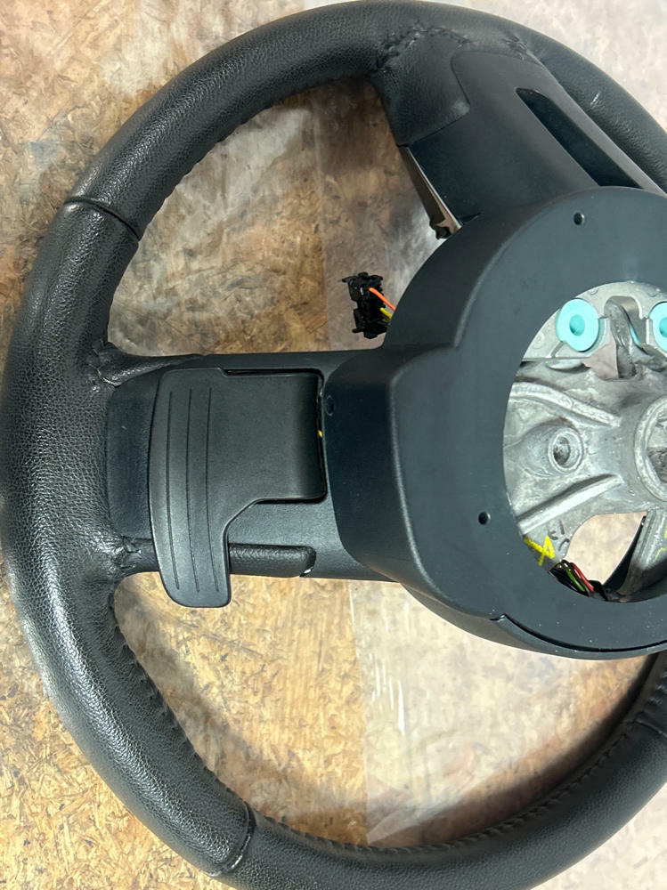 2015-17 Ford Mustang Leather Steering Wheel 16K Miles