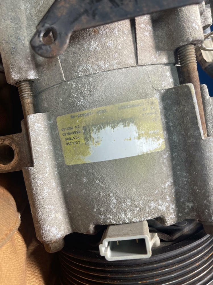 2003-04 Ford Mustang SVT Cobra A/C Compressor w/ Manifold 247