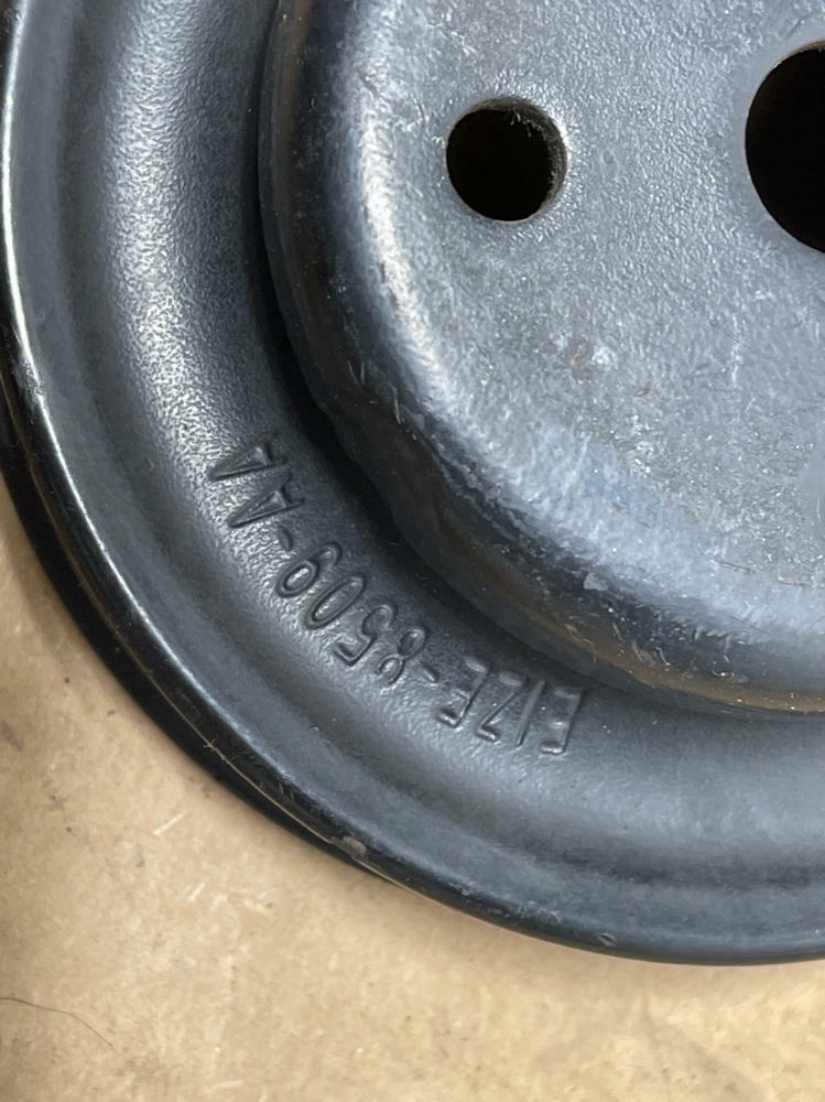 1987-93 Ford Mustang LX 4.75" Water Pump Pulley- 4 Bolt 209