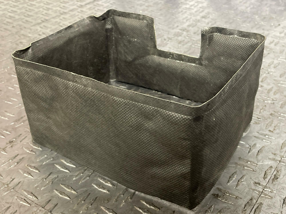 1999-04 Ford Mustang OEM Battery Insulator 284
