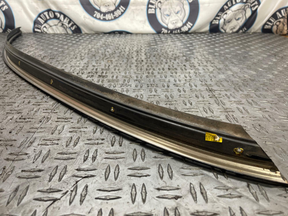 2004-06 Pontiac GTO Passenger RH Window Channel Trim- NO HARDWARE 280