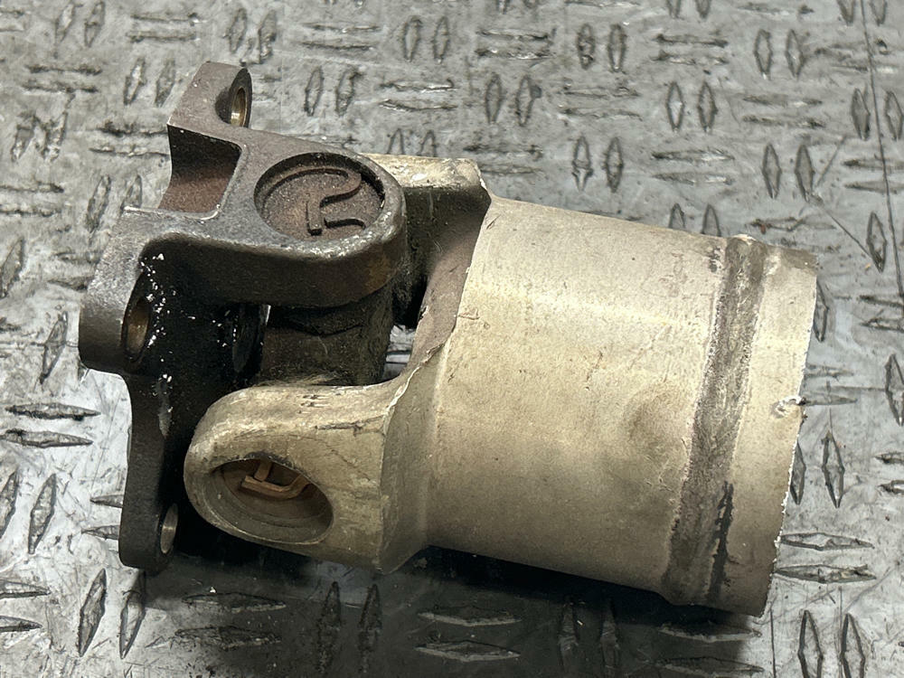 2003-04 Ford Mustan SVT Cobra IRS Driveshaft Flange 286