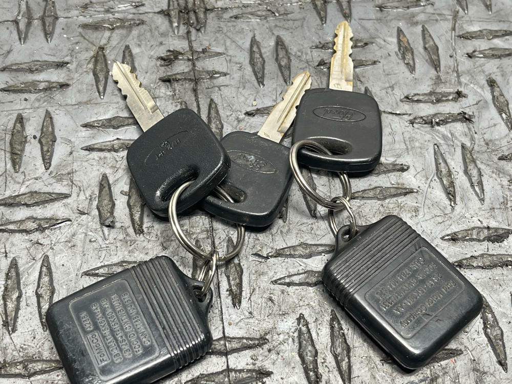 2003-04 Ford Mustang SVT Cobra OEM Ford Keys & Ignition 288