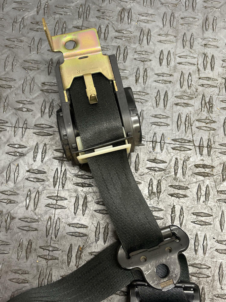 1987-93 Ford Mustang Front Passenger RH Seat Belt 117k Miles 289
