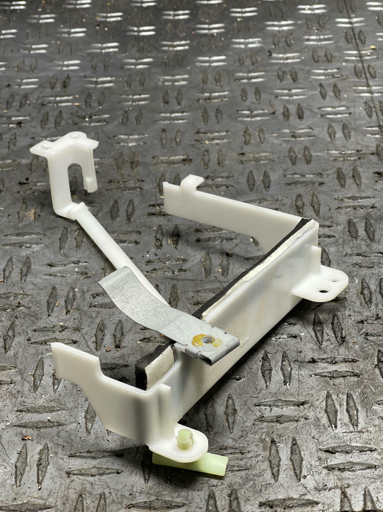 2003-04 Ford Mustang Mach One ECU Cage Mounting Bracket 19k Miles 296