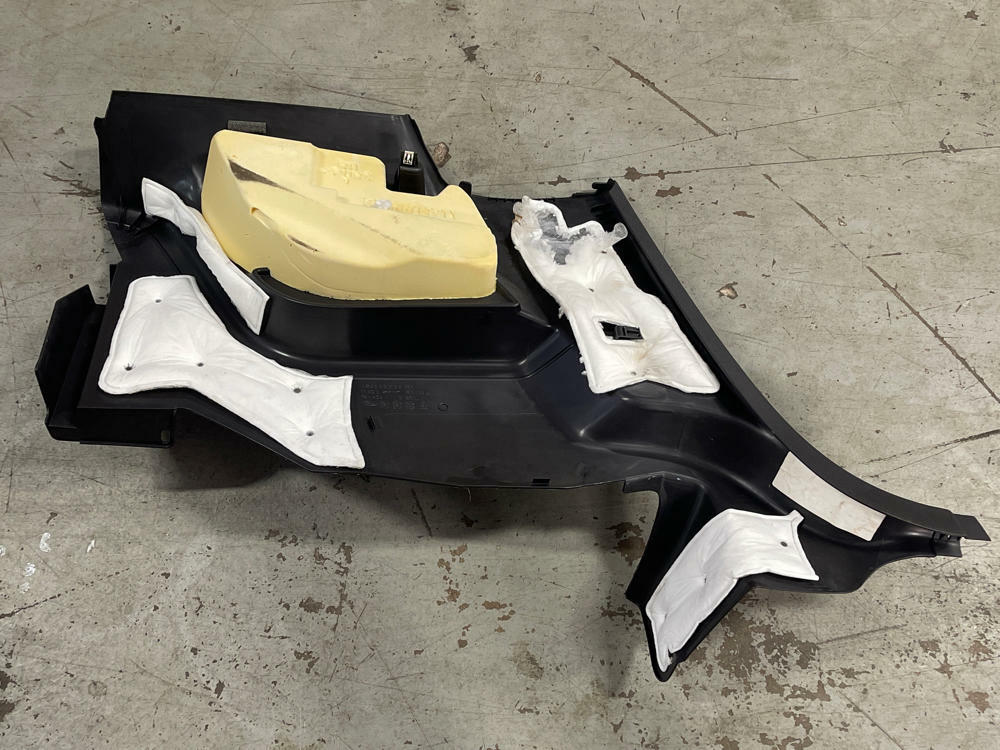 2011-14 Ford Mustang Coupe Rear Interior Plastics 294
