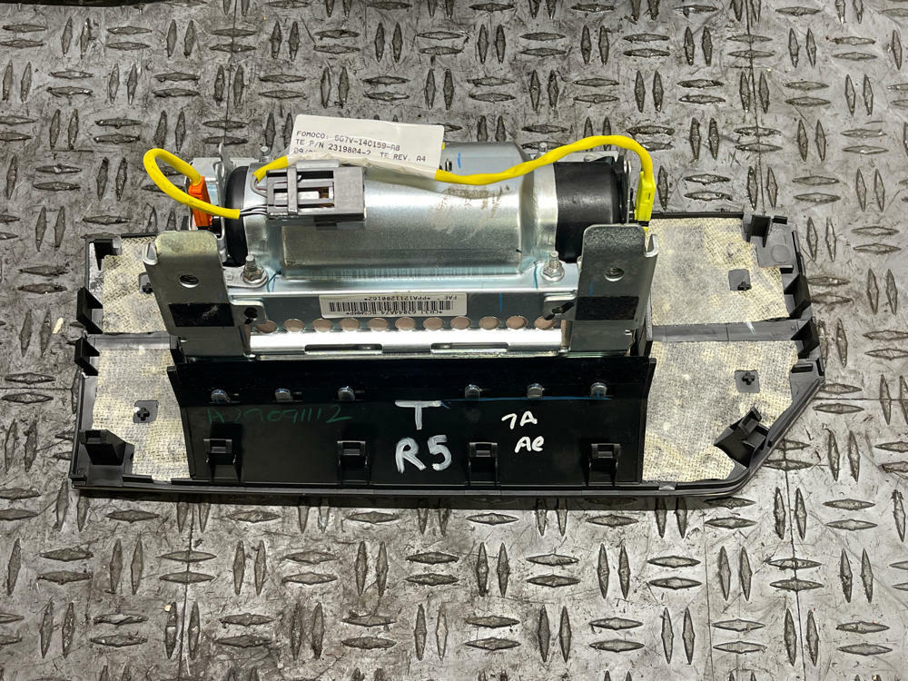 2011-14 Ford Mustang Boss 302 Dash Trim 87k Miles 307