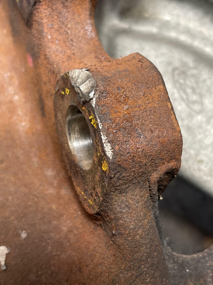 2003-04 Ford Mustang SVT Cobra Driver LH Spindle 308