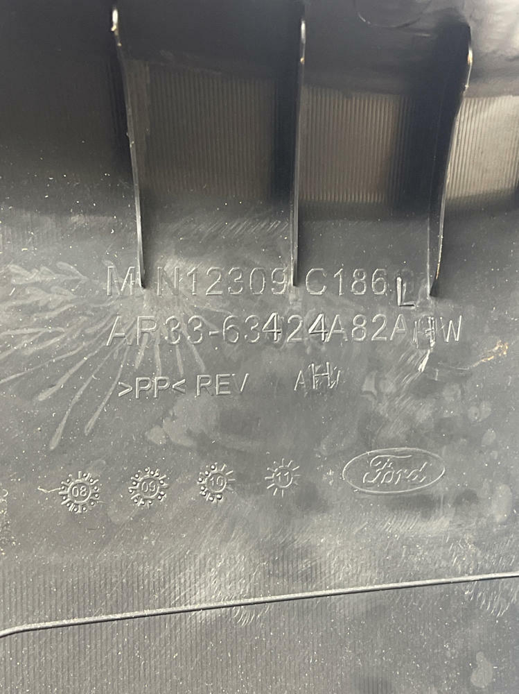 2011-14 Ford Mustang GT Coupe Trunk Panel Center 32k Miles 311