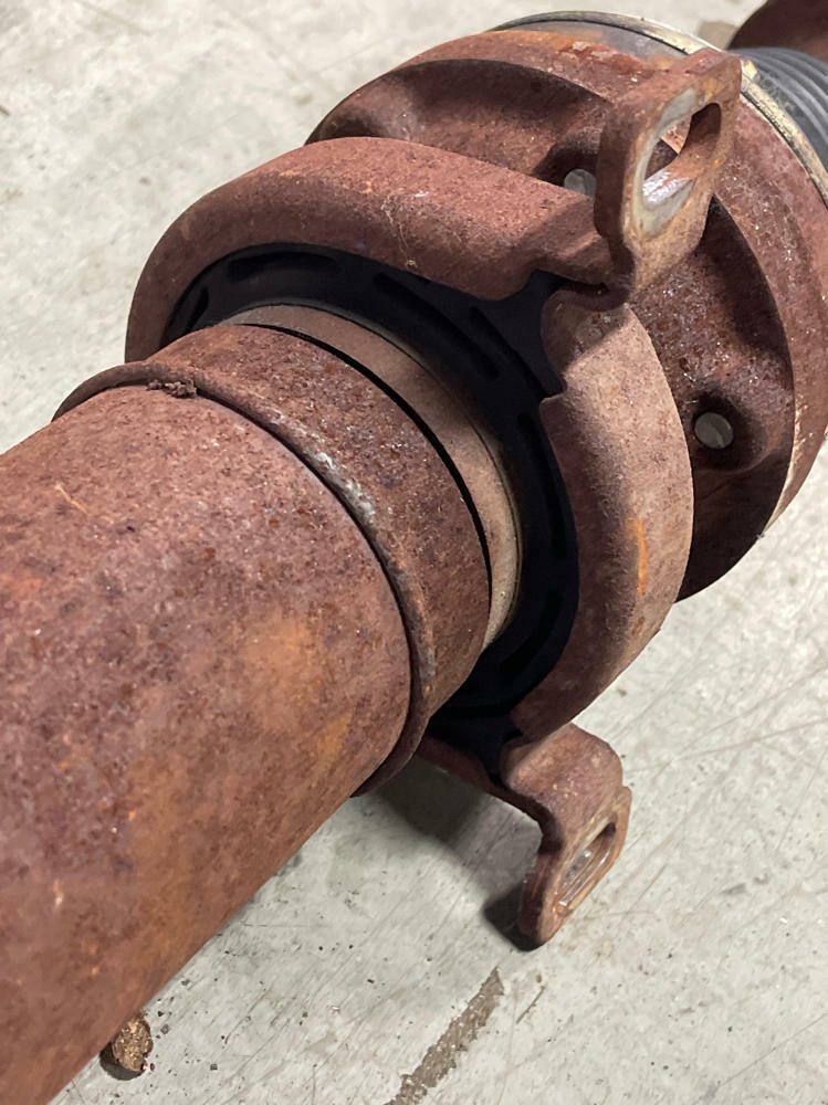 2011-14 Ford Mustang GT 6R80 Driveshaft 32k Miles 311