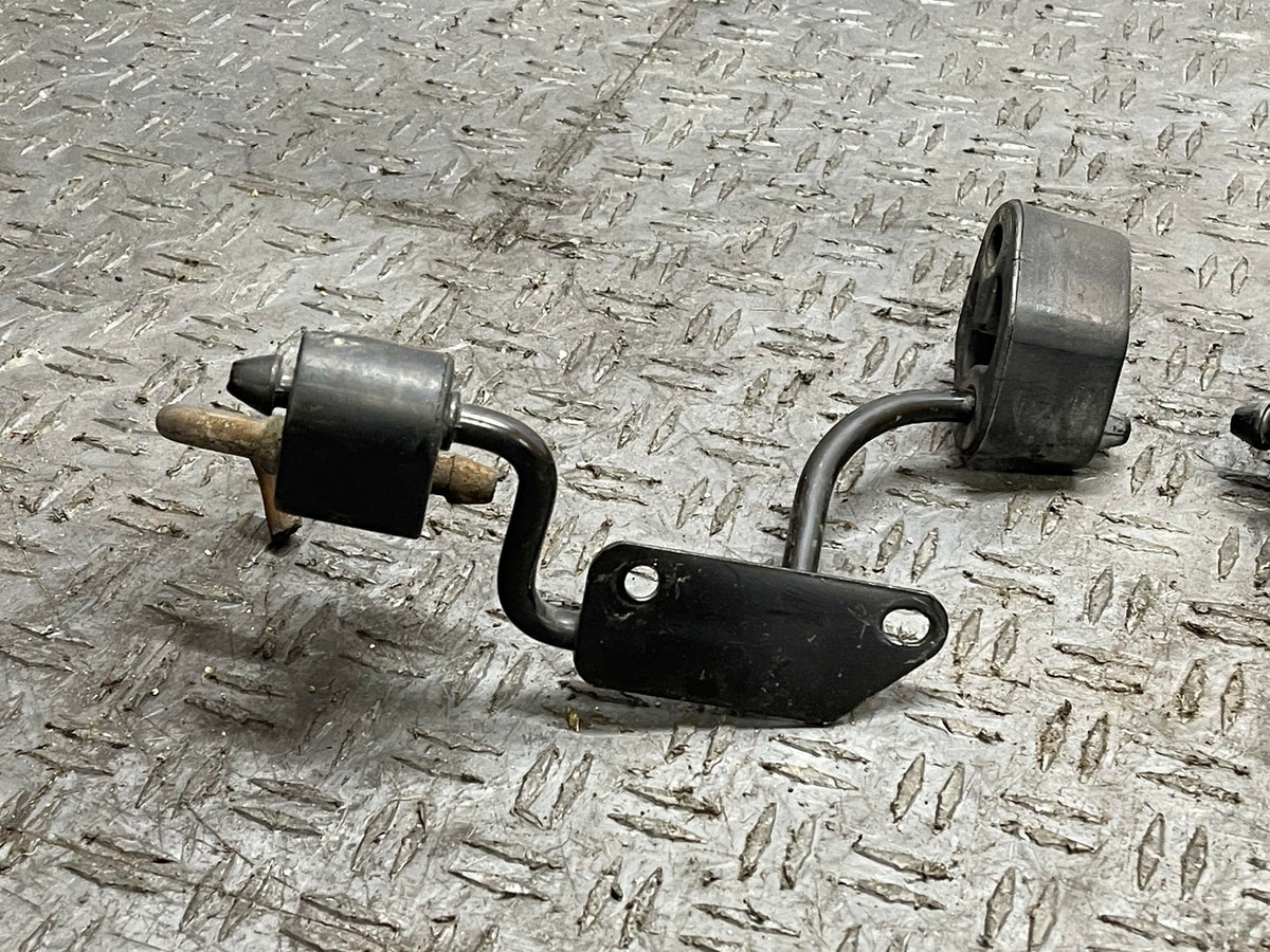 2003-04 Ford Mustang SVT Cobra Exhaust Hangers 39k Miles 318
