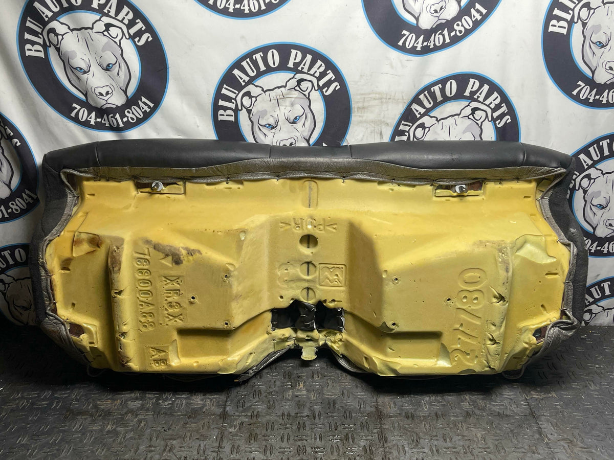 1999-04 Ford Mustang Convertible Rear Seat 302