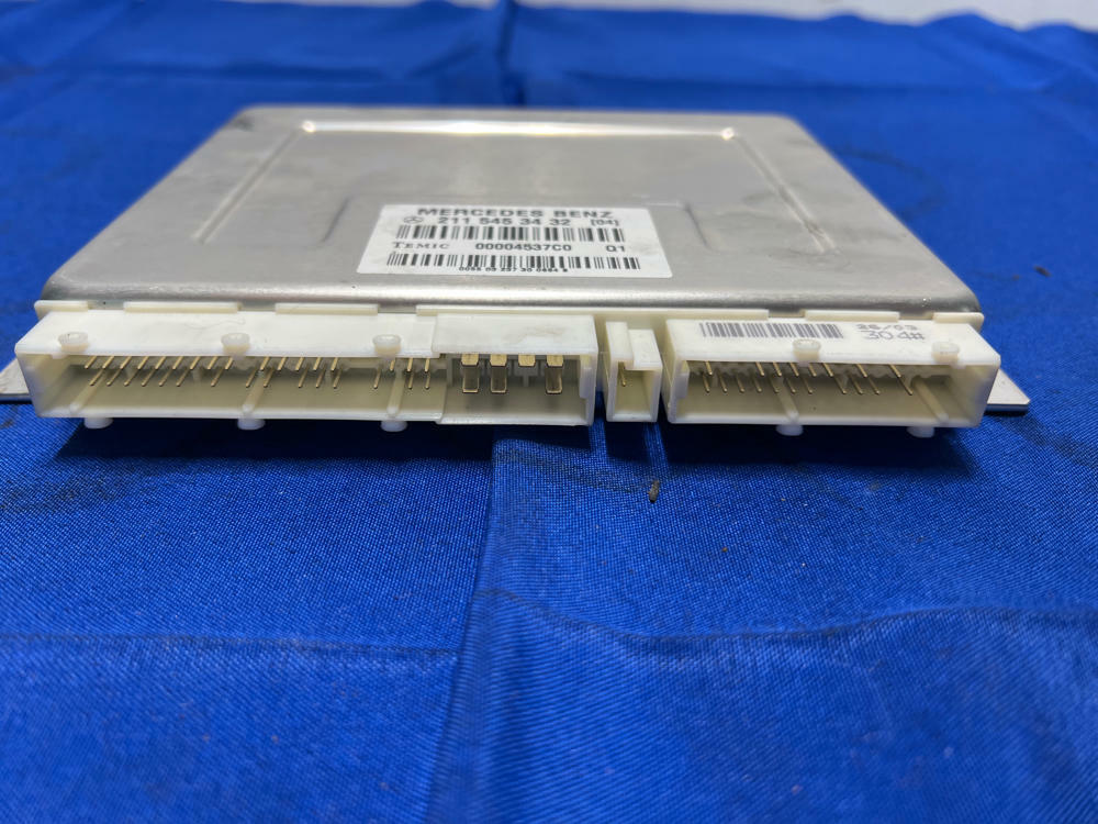 200306 Mercedes Benz W211 E55 Air Suspension Airmatic Control Module