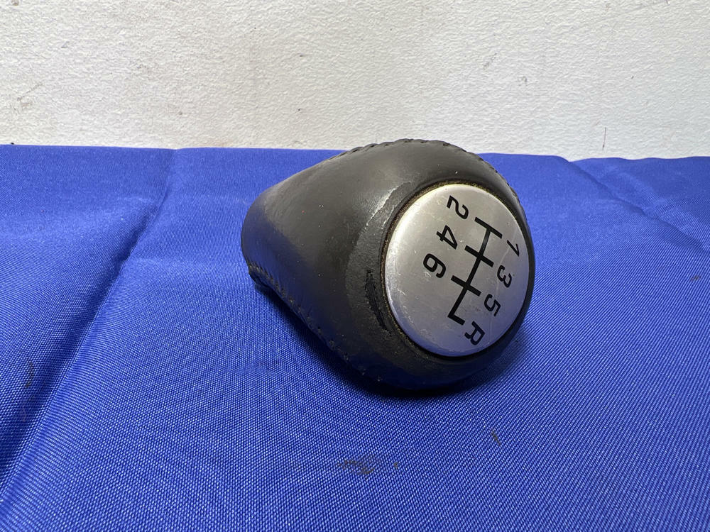 Mustang cobra shift knob deals
