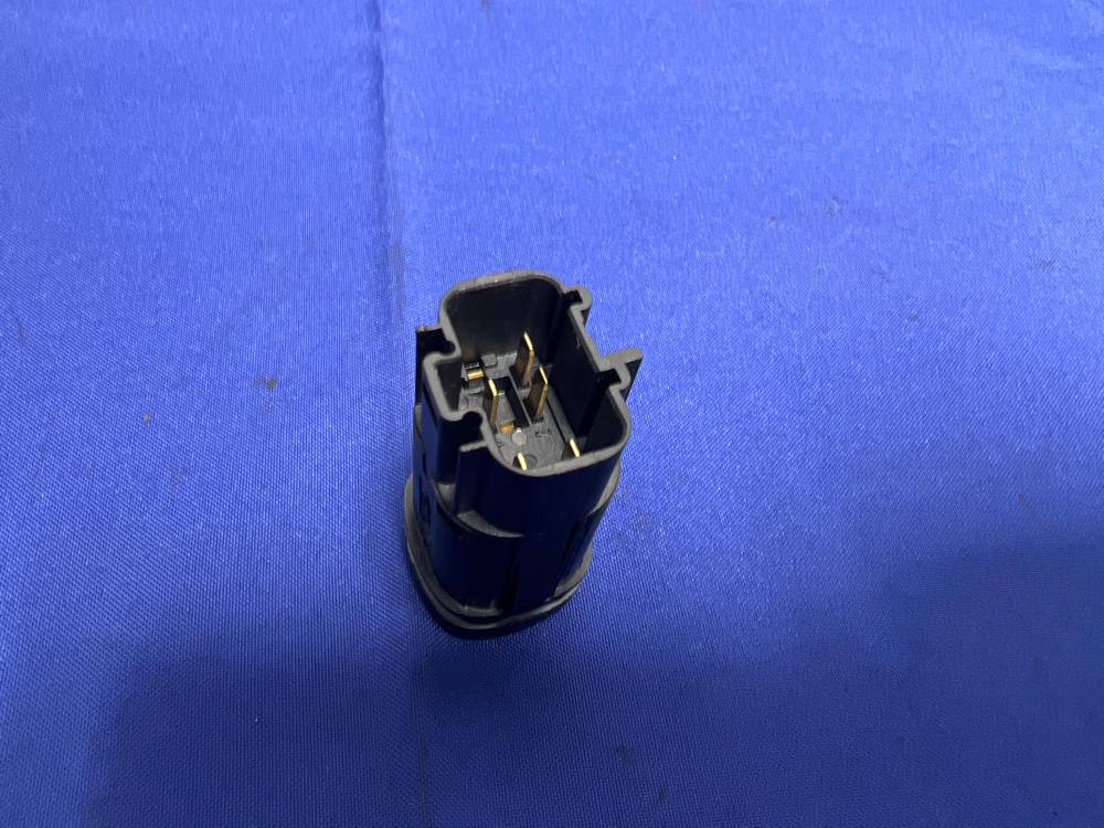 199904 Ford Mustang Rear Window Defrost Button Switch 138 Blu Auto Parts