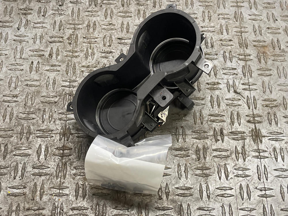 2015-17 Ford Mustang GT OEM Illuminated Cup Holder Set 312