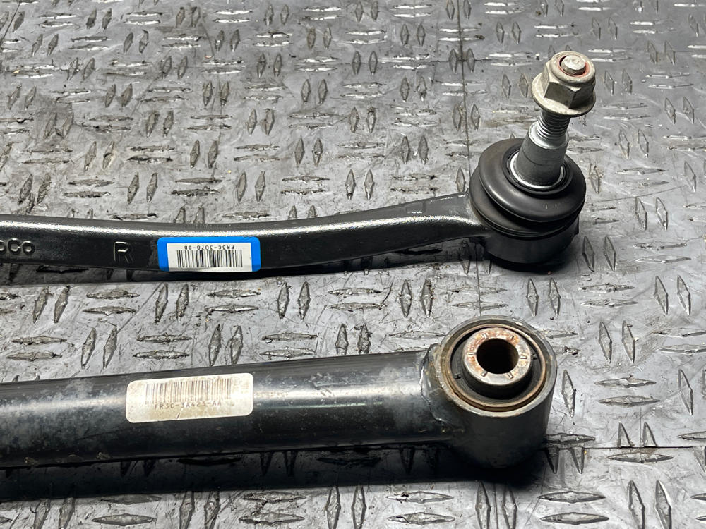 2018-23 Ford Mustang Front Passenger RH Control Arms Set 56k Miles 310