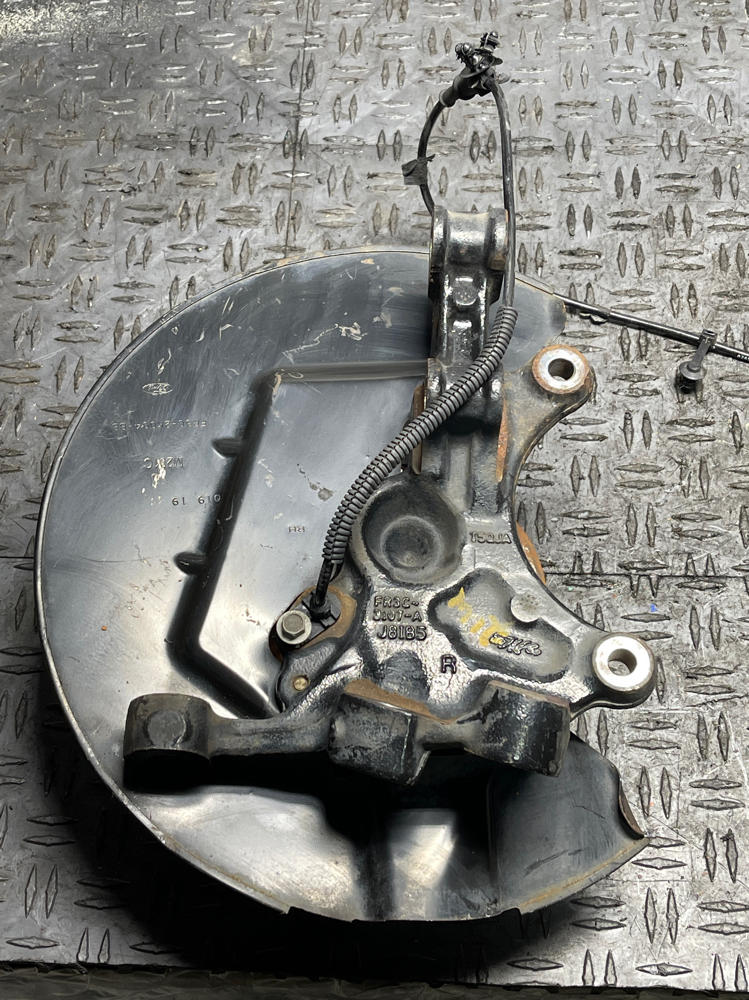 2018-23 Ford Mustang Front Passenger RH Spindle Assembly 56k Miles 310