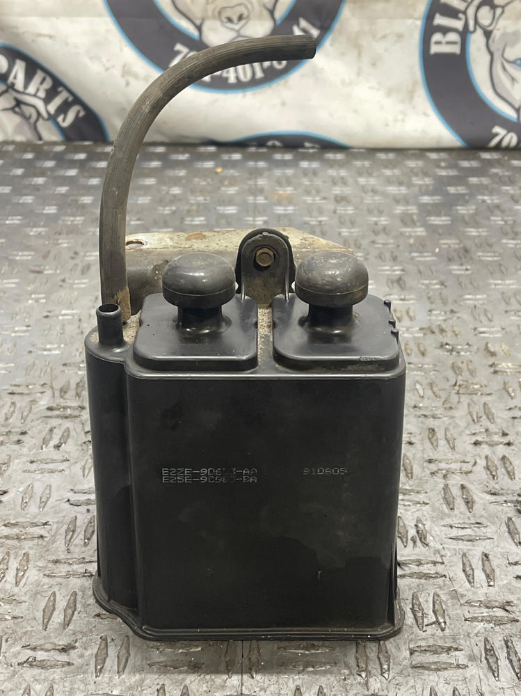 1987-93 Ford Mustang Charcoal/Fuel Vapor Canister 117k Miles 289