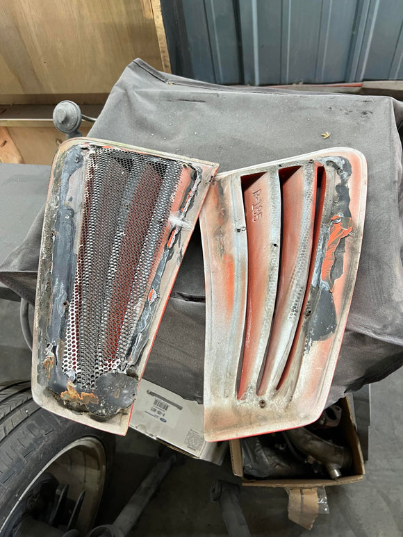 1999-04 Ford Mustang Saleen Side Scoops BA