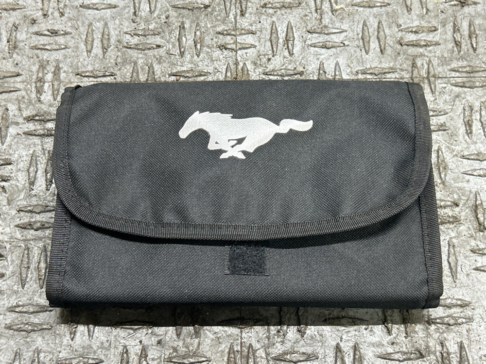 2015 Ford Mustang GT Owners Manual/Press Kit 312