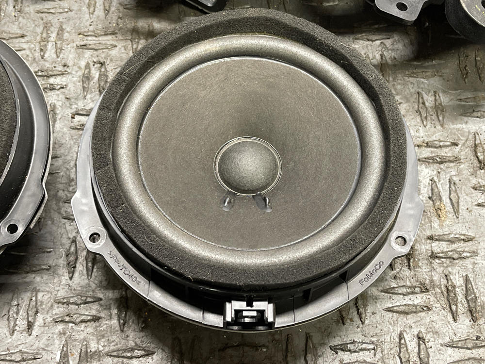 2015-17 Ford Mustang GT Convertible Speakers Set 312