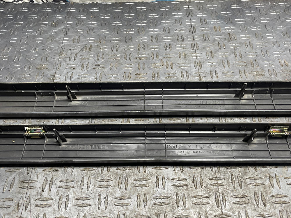 1999-04 Ford Mustang Roush GT Door Sills Pair- Dark Charcoal 293