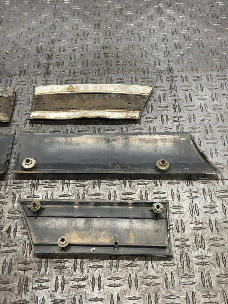 1987-93 Ford Mustang Molding Trim Set 117k Miles 289