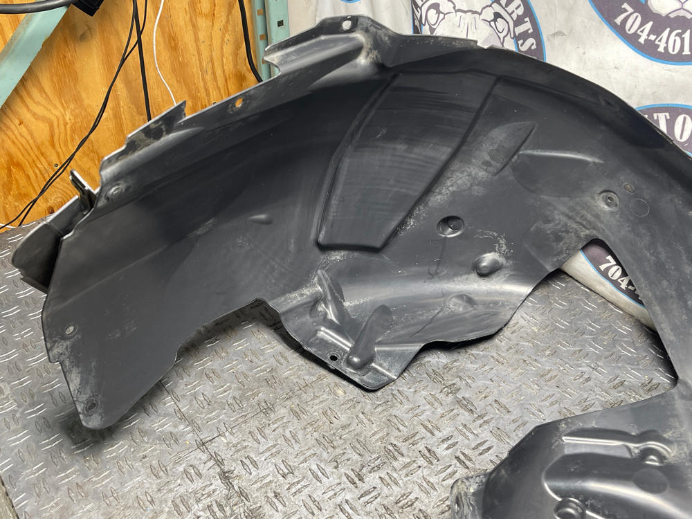 2018-23 Ford Mustang Front Driver LH Wheel Well OEM Base 56k Miles 310