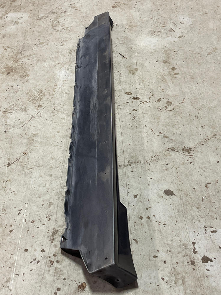 2003-04 Ford Mustang Mach One LH Driver Side Skirt 19k Miles DSG Paint Code CX