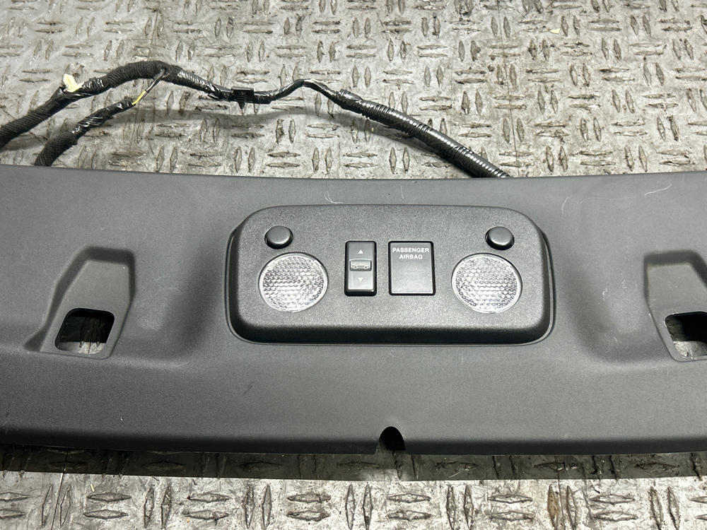 2015-17 Ford Mustang GT OEM Upper Vert Trim Panel- w/ Dome Light & Harness 312