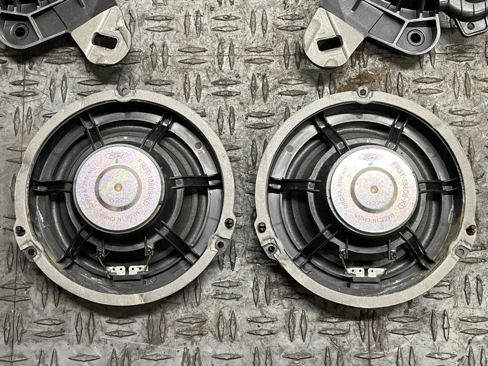 2015-17 Ford Mustang GT Convertible Speakers Set 312