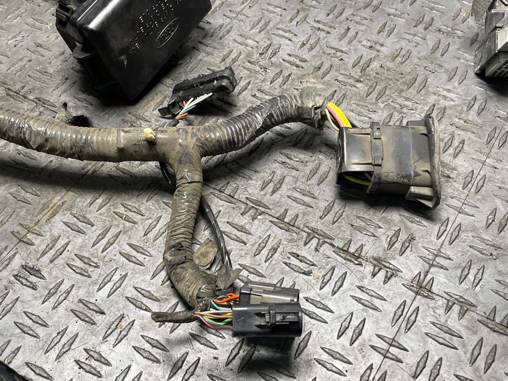 2003-04 Ford Mustang Mach One Engine Bay Distribution Harness- PARTS ONLY 296