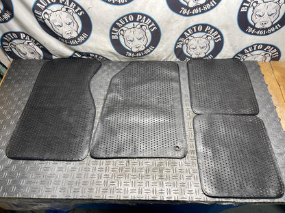 2003-04 Ford Mustang Mach One Mach One Floor Mat Set- 19k Miles 296