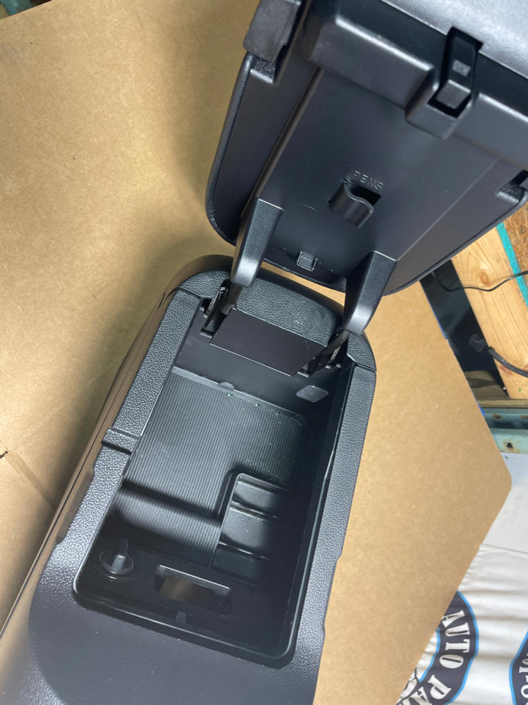 2018-23 Ford Mustang Center Console Assembly 217