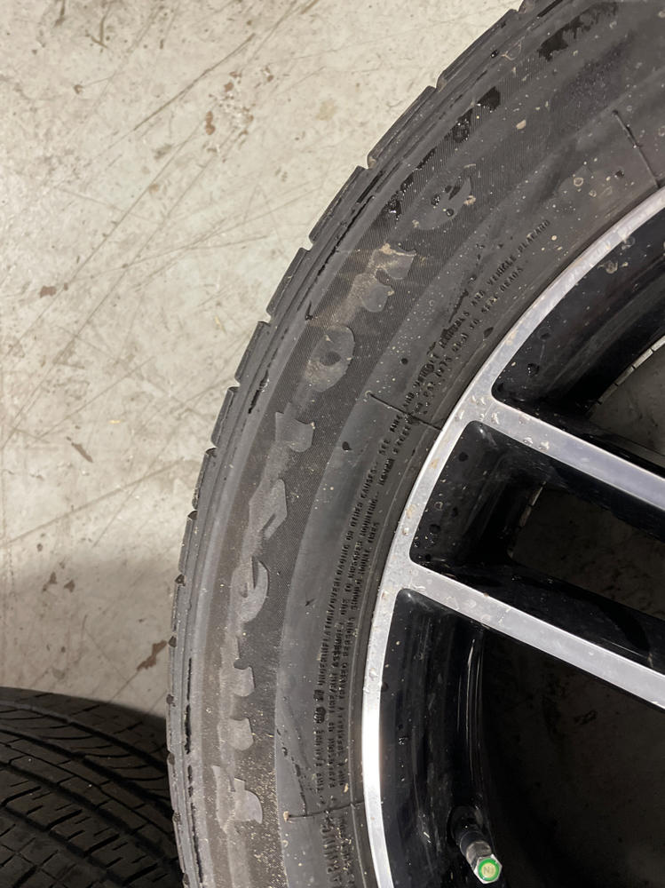 2018-23 Ford Mustang GT OEM 18" Black "Diamond Cut" Wheels 223