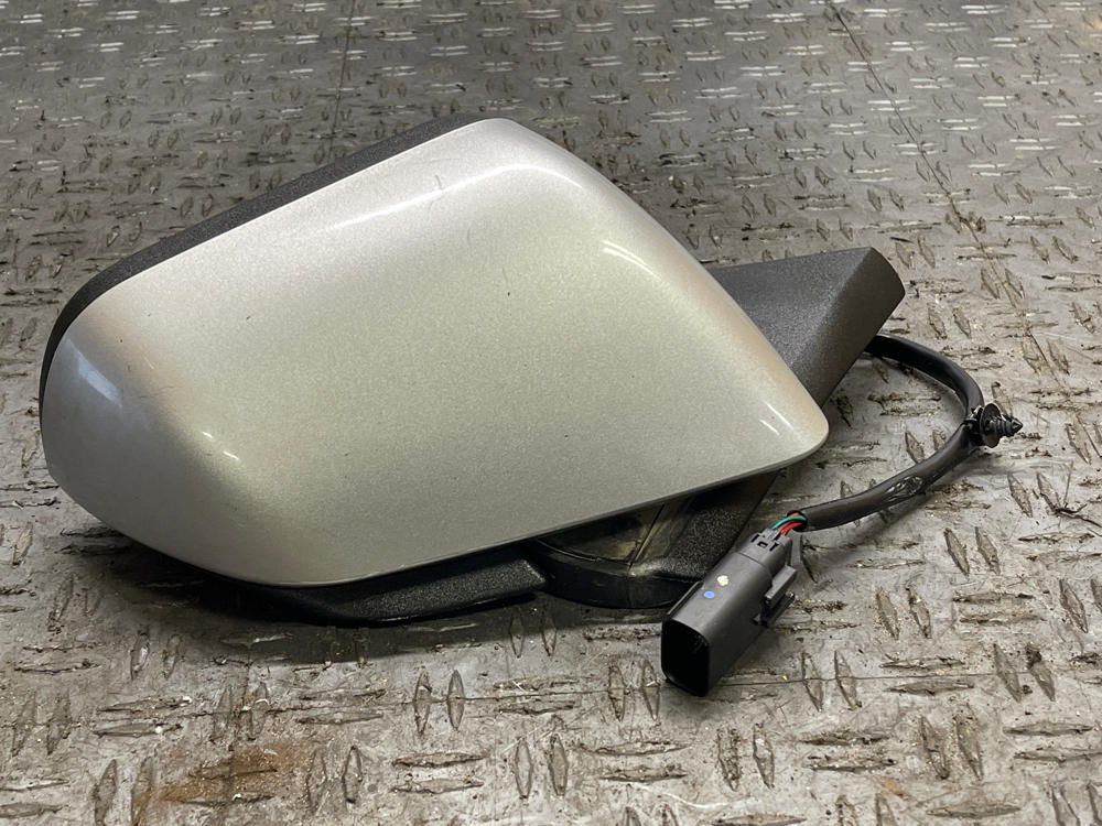 2015-17 Ford Mustang GT Passenger RH Mirror- Paint Code UX  312