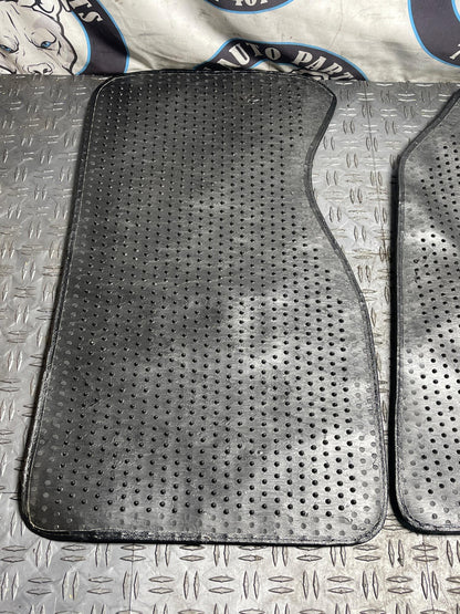 2003-04 Ford Mustang Mach One Mach One Floor Mat Set- 19k Miles 296