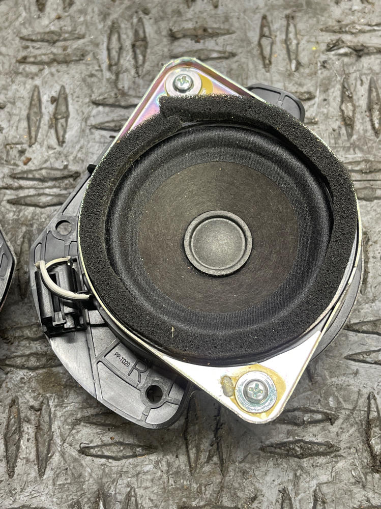 2015-17 Ford Mustang GT Door Tweeter Speaker Pair 312